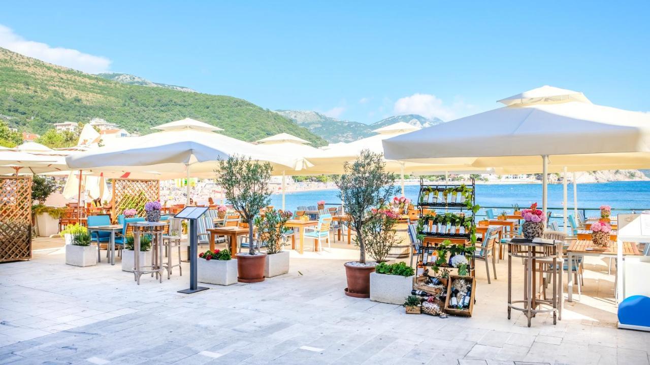 Apartments First Line Petrovac エクステリア 写真