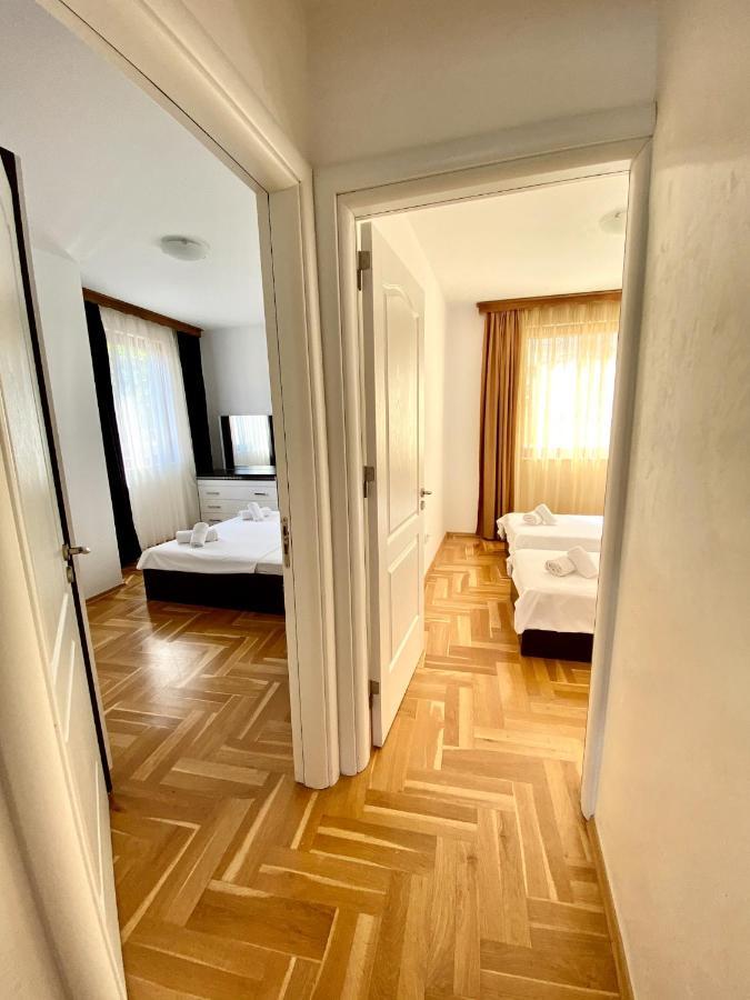 Apartments First Line Petrovac エクステリア 写真