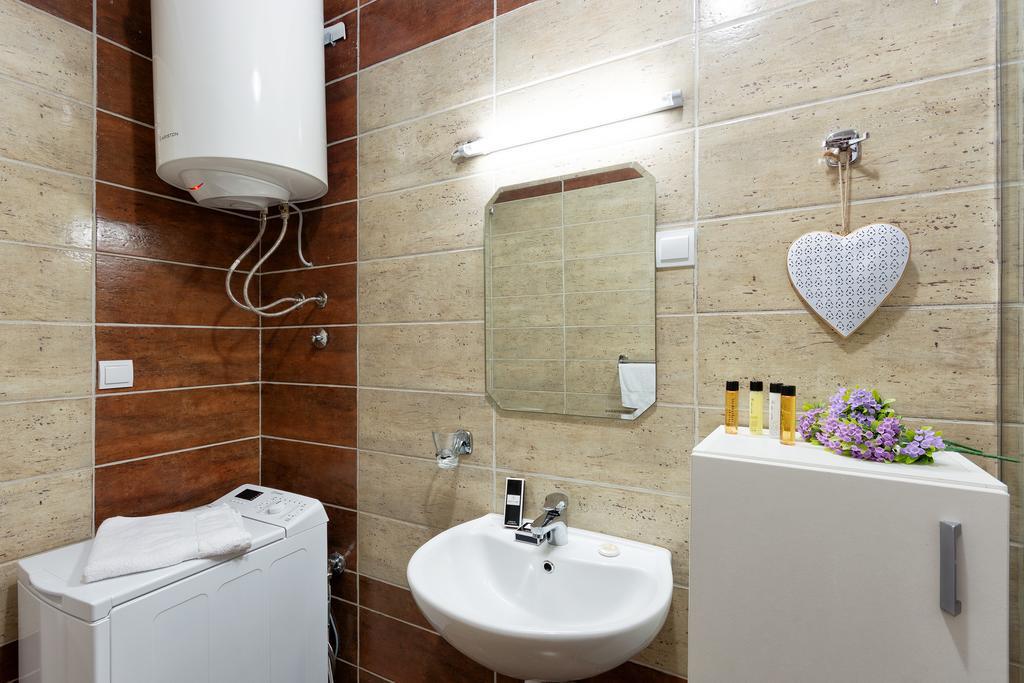 Apartments First Line Petrovac エクステリア 写真